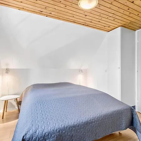 Bv357-blavand-ved-skoven-3 * Blåvand